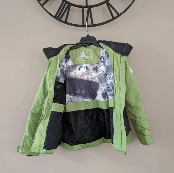 ZeroXposur green ski jacket w/removable hood - Picture 2 of 12